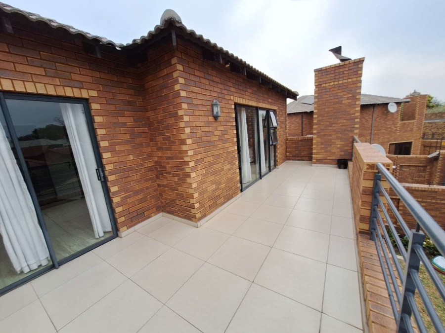 3 Bedroom Property for Sale in Brackenhurst Gauteng