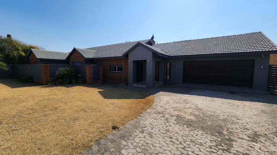 4 Bedroom Property for Sale in Brackenhurst Gauteng