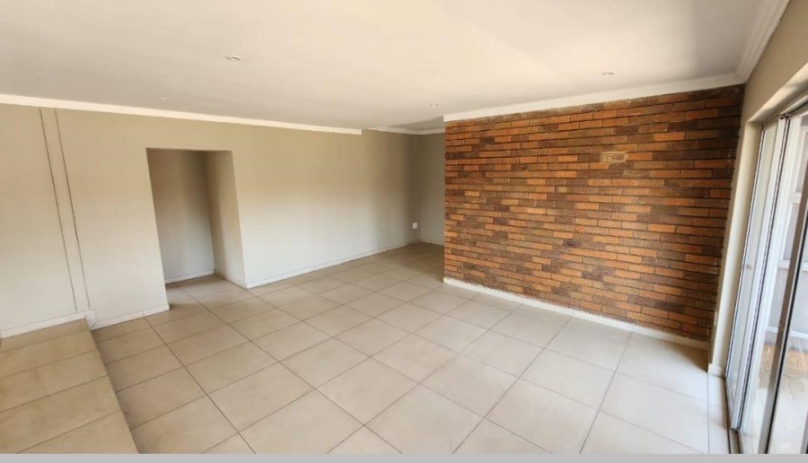 4 Bedroom Property for Sale in Brackenhurst Gauteng