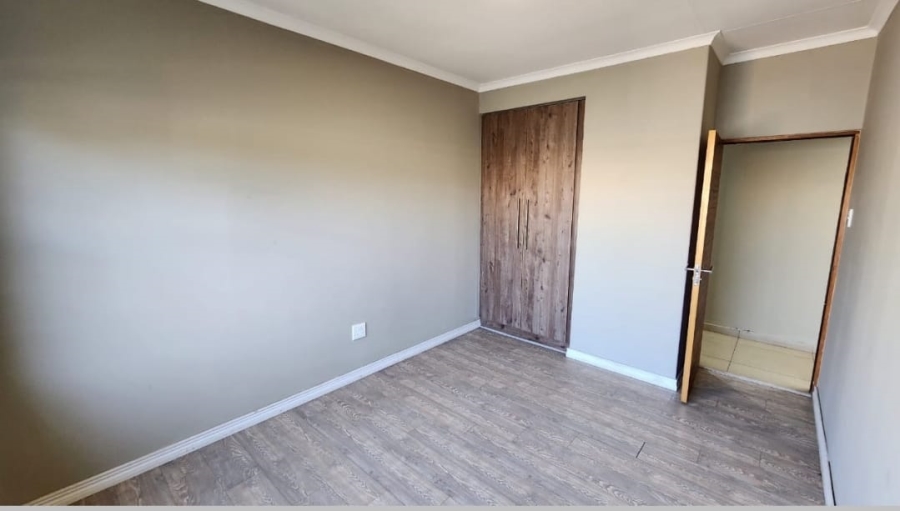 4 Bedroom Property for Sale in Brackenhurst Gauteng