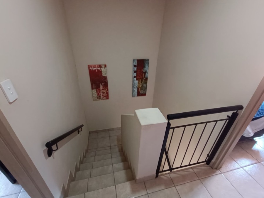 3 Bedroom Property for Sale in Kosmosdal Gauteng