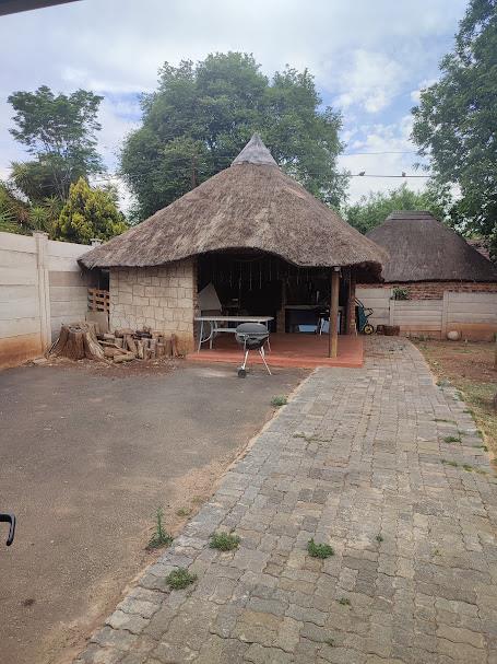 3 Bedroom Property for Sale in Wierdapark Gauteng