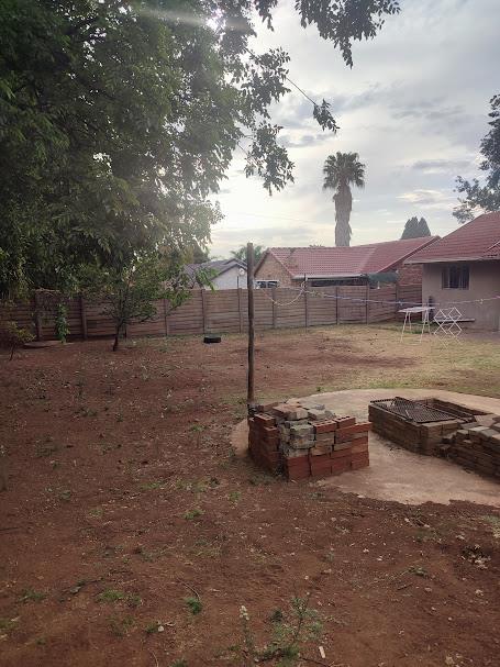 3 Bedroom Property for Sale in Wierdapark Gauteng