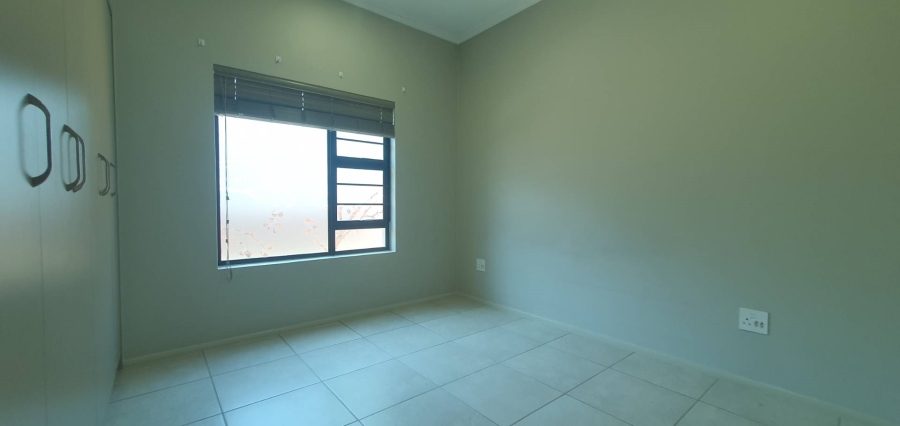 To Let 3 Bedroom Property for Rent in Vorna Valley Gauteng