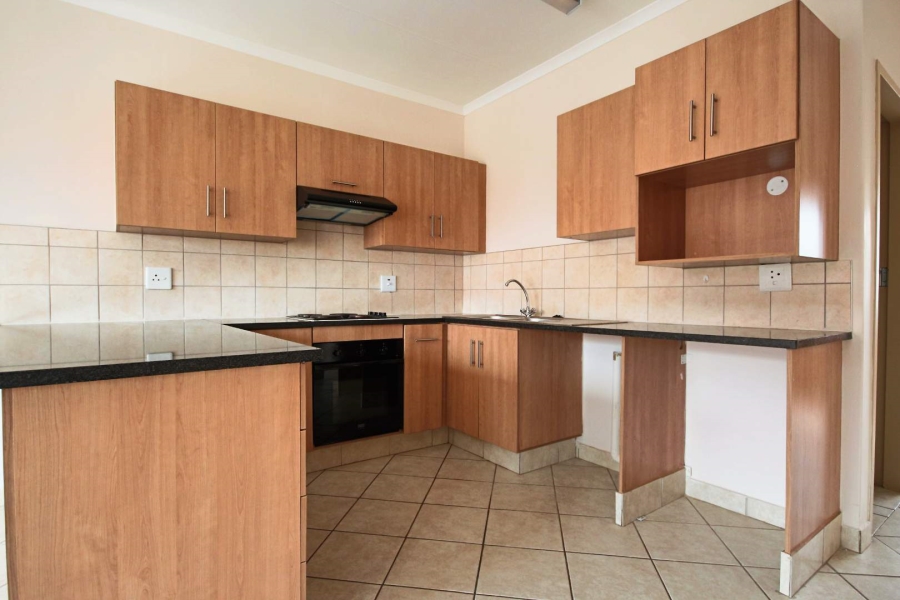 To Let 2 Bedroom Property for Rent in Elardus Park Gauteng