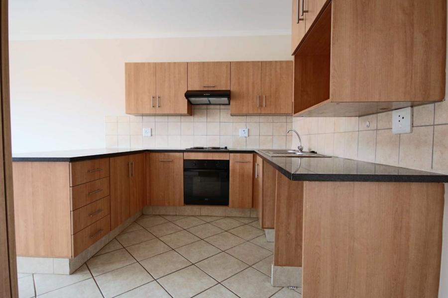 To Let 2 Bedroom Property for Rent in Elardus Park Gauteng