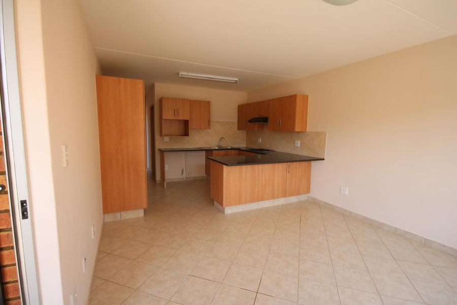 To Let 2 Bedroom Property for Rent in Elardus Park Gauteng