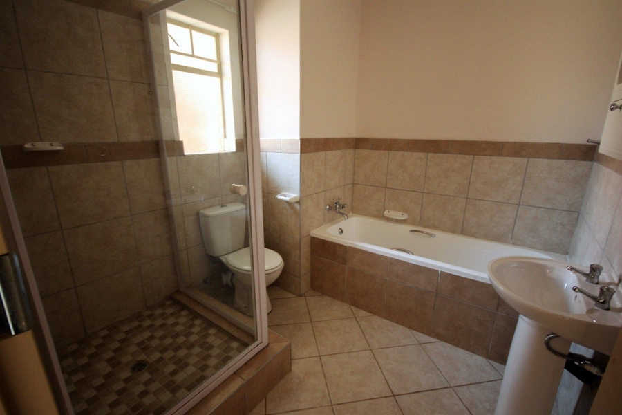 To Let 2 Bedroom Property for Rent in Elardus Park Gauteng