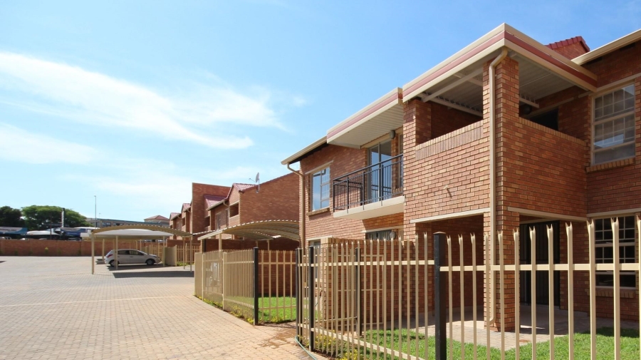 To Let 2 Bedroom Property for Rent in Elardus Park Gauteng