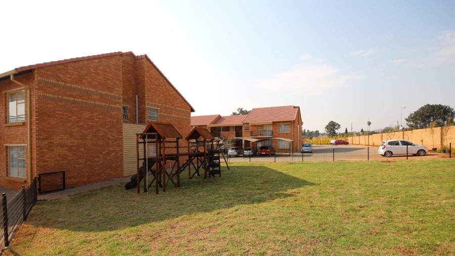 To Let 2 Bedroom Property for Rent in Elardus Park Gauteng