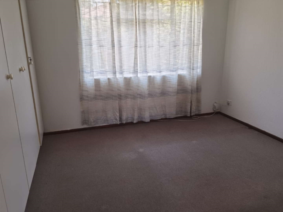 1 Bedroom Property for Sale in Birchleigh Gauteng