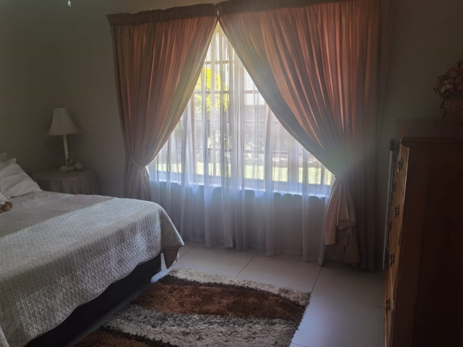 4 Bedroom Property for Sale in Van Riebeeck Park Gauteng