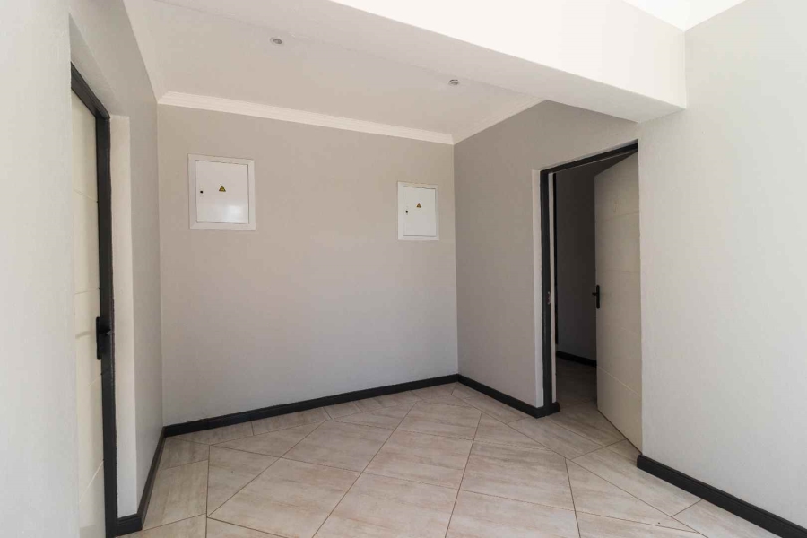 8 Bedroom Property for Sale in Parkhaven Gauteng