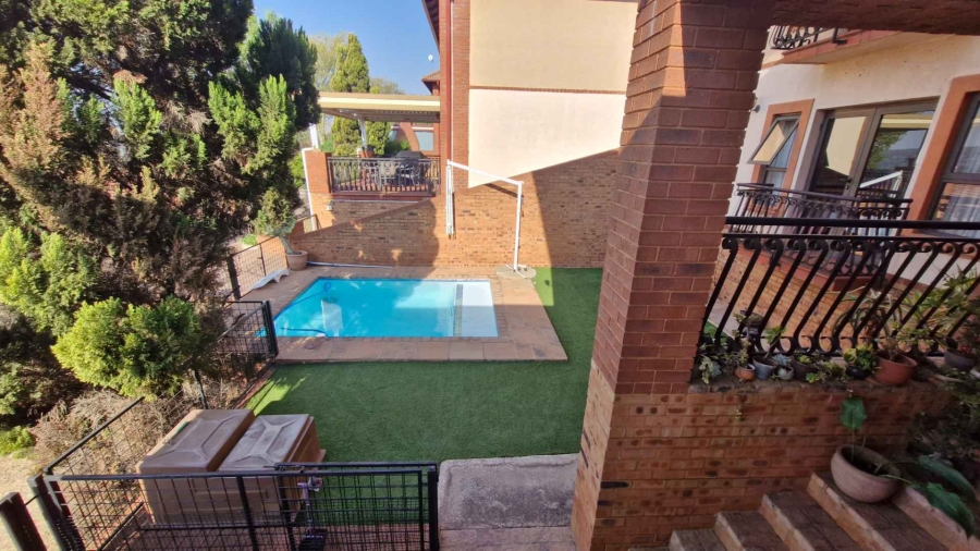 4 Bedroom Property for Sale in Rietondale Gauteng