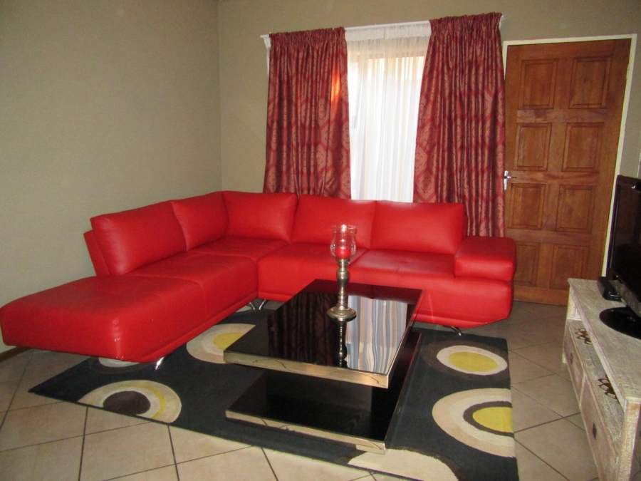 2 Bedroom Property for Sale in Albertsdal Gauteng