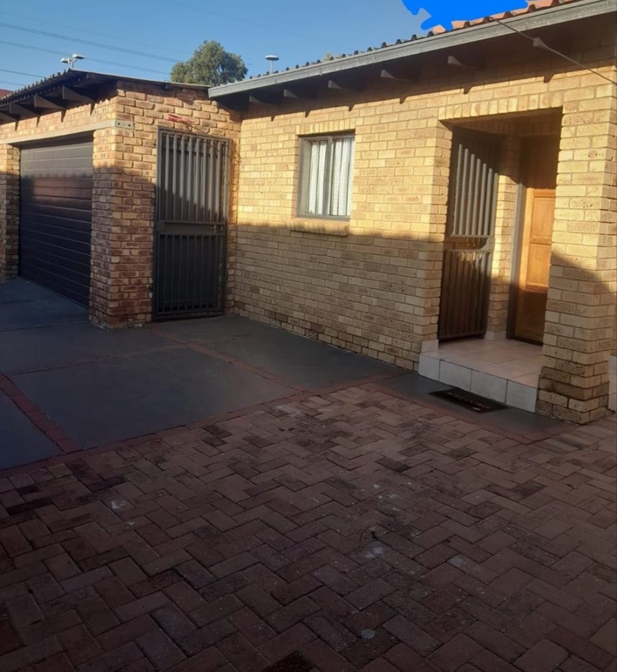 3 Bedroom Property for Sale in Danville Gauteng