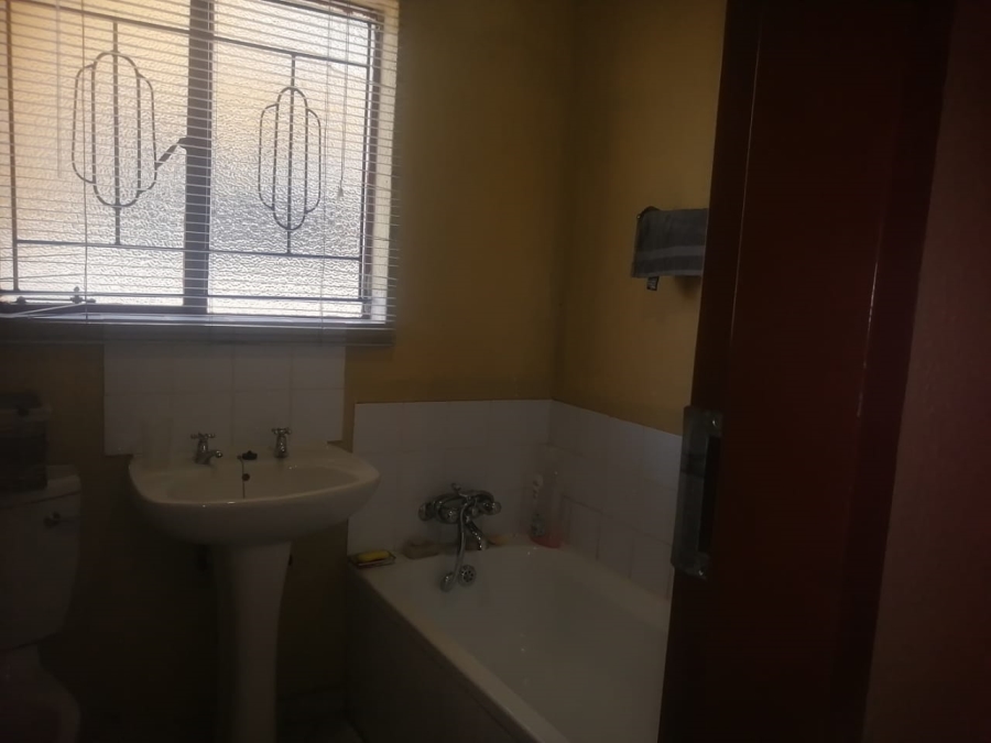 3 Bedroom Property for Sale in Mahube Valley Gauteng