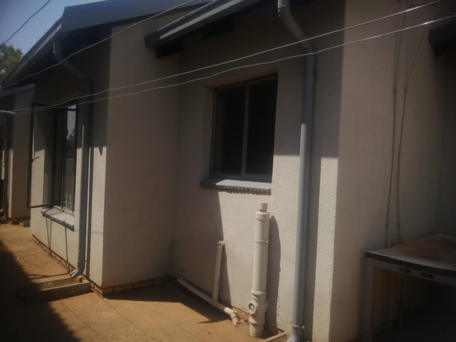 3 Bedroom Property for Sale in Mahube Valley Gauteng