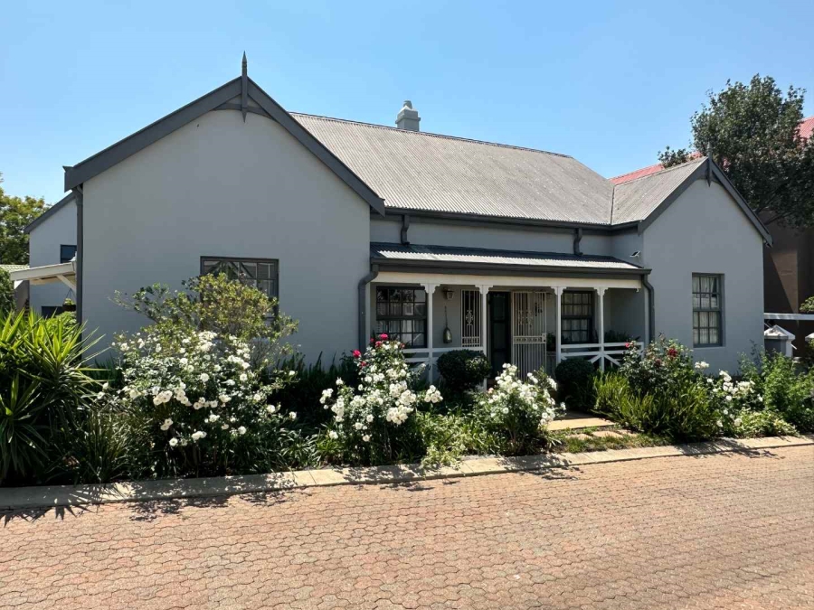 4 Bedroom Property for Sale in Lonehill Gauteng