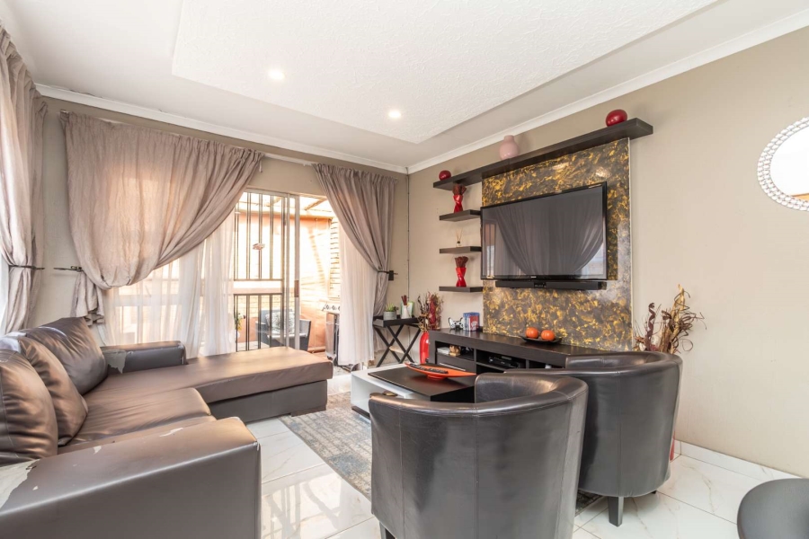 3 Bedroom Property for Sale in Honeypark Gauteng