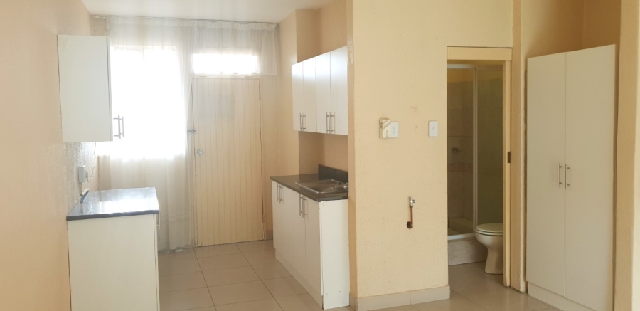 To Let 0 Bedroom Property for Rent in Bramley Gauteng