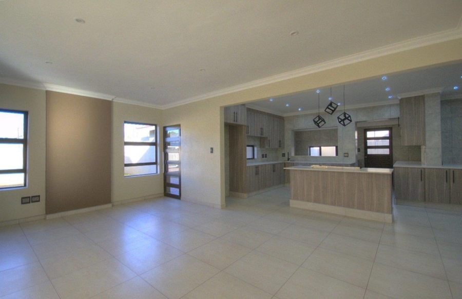 3 Bedroom Property for Sale in Brackenhurst Gauteng