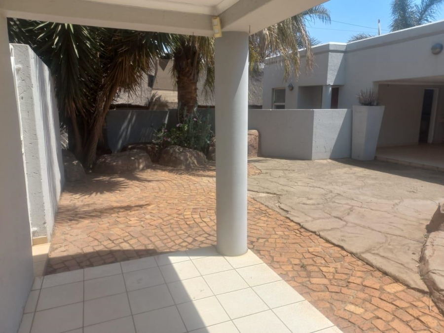 4 Bedroom Property for Sale in Sunward Park Gauteng