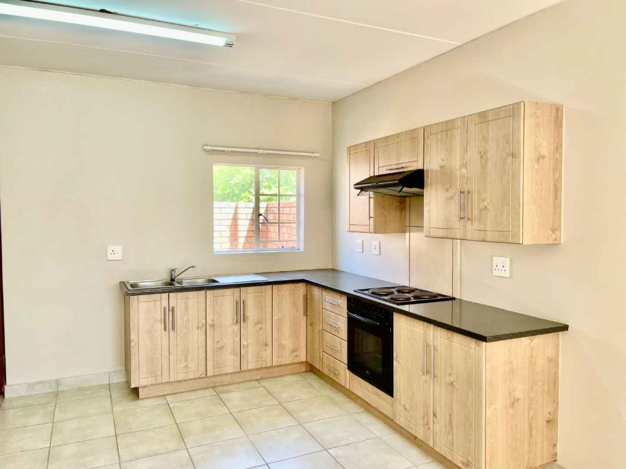 To Let 2 Bedroom Property for Rent in Hazeldean Gauteng