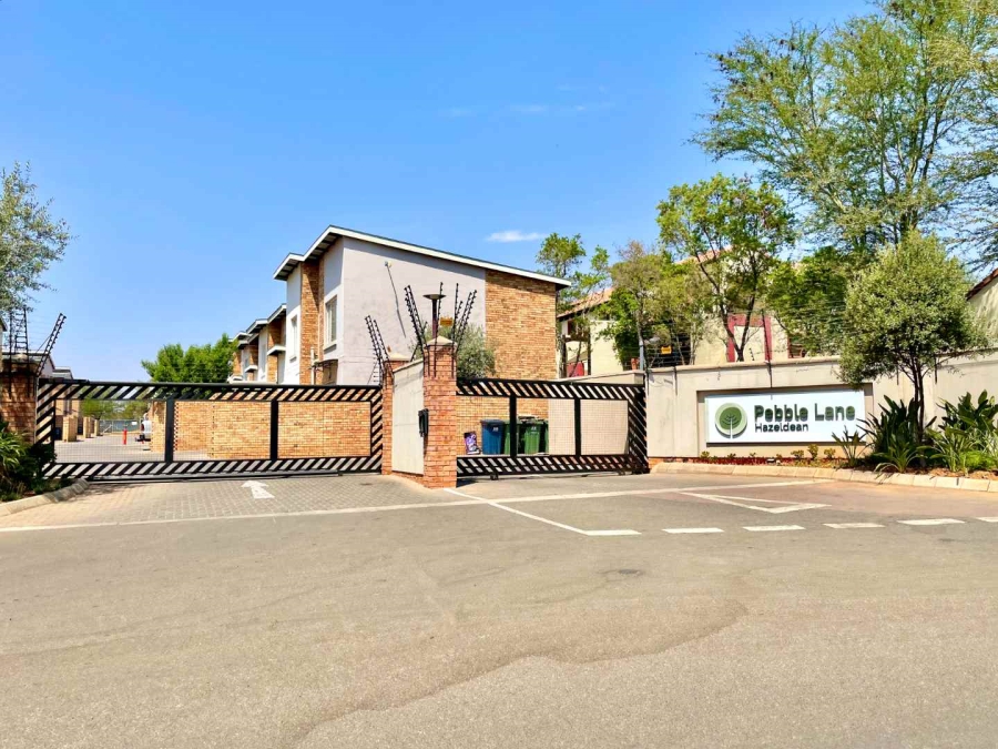 To Let 2 Bedroom Property for Rent in Hazeldean Gauteng