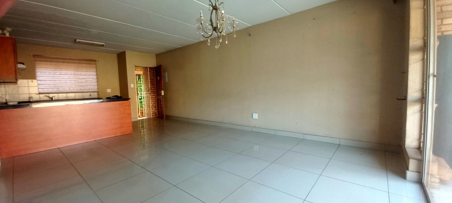 To Let 2 Bedroom Property for Rent in Groblerpark Gauteng