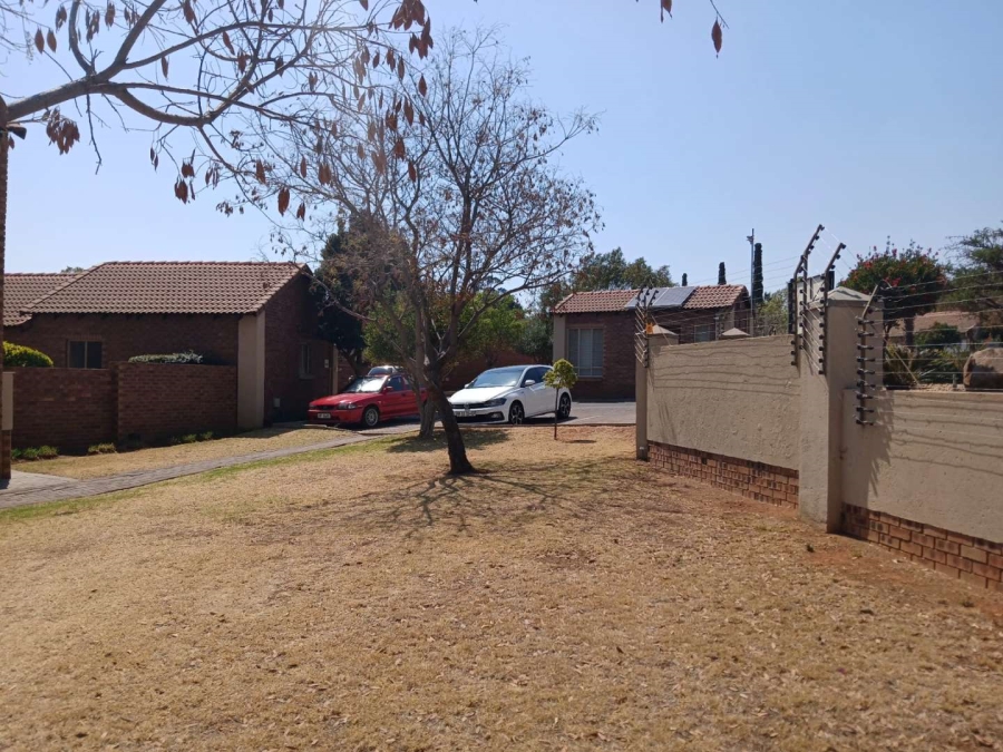 2 Bedroom Property for Sale in Mooikloof Ridge Gauteng