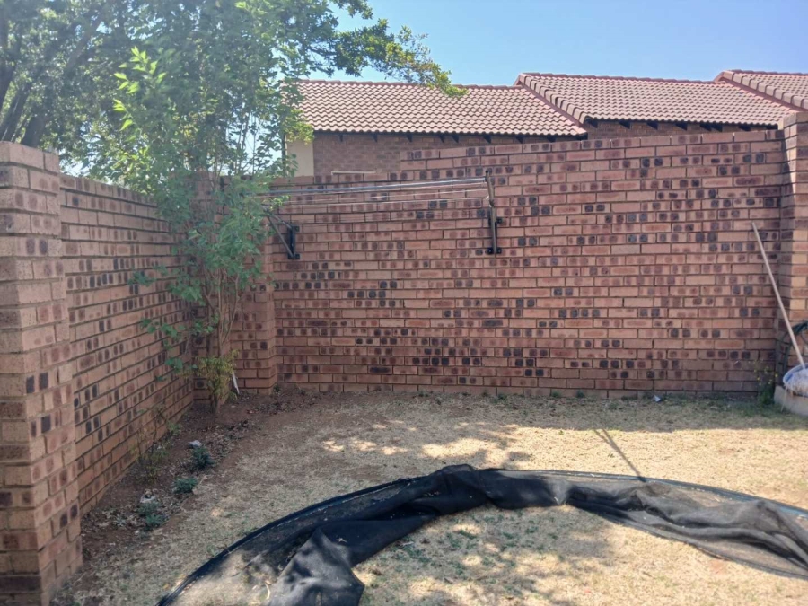 2 Bedroom Property for Sale in Mooikloof Ridge Gauteng