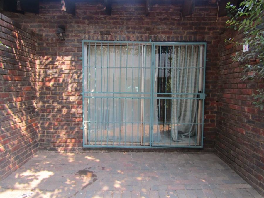 1 Bedroom Property for Sale in Ferndale Gauteng