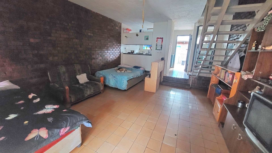 2 Bedroom Property for Sale in Hercules Gauteng