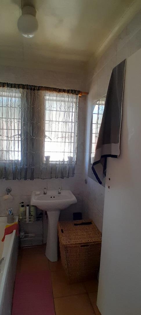 1 Bedroom Property for Sale in Birchleigh Gauteng