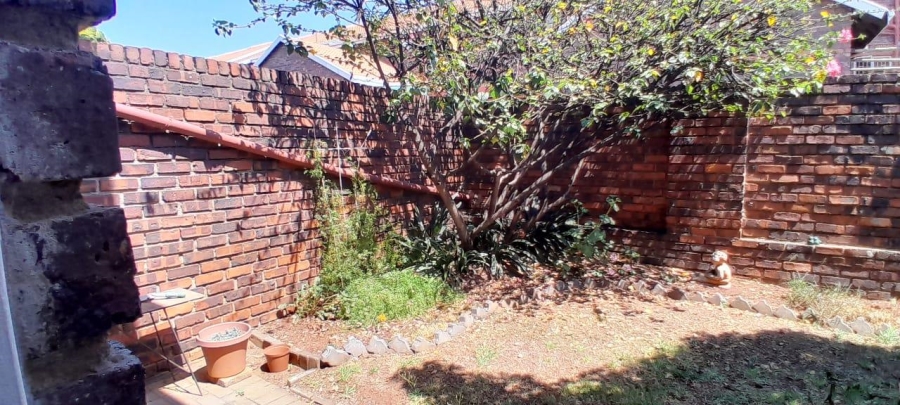 2 Bedroom Property for Sale in Birchleigh Gauteng