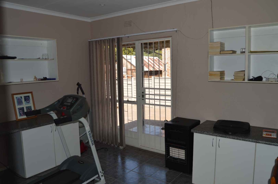 4 Bedroom Property for Sale in Mulbarton Gauteng