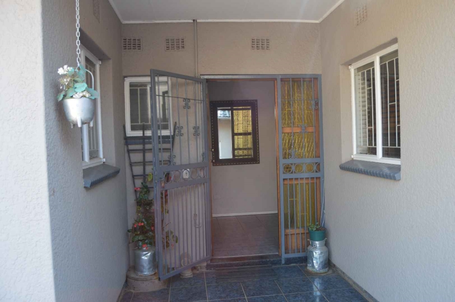 4 Bedroom Property for Sale in Mulbarton Gauteng