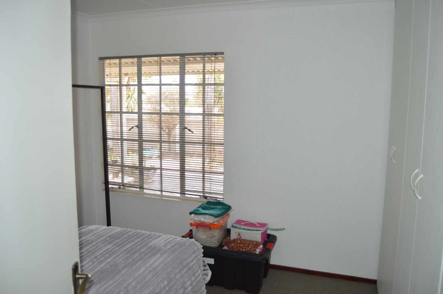 3 Bedroom Property for Sale in Verwoerdpark Gauteng