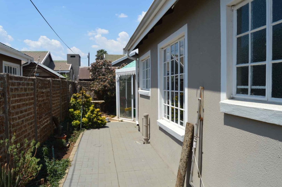 3 Bedroom Property for Sale in Verwoerdpark Gauteng