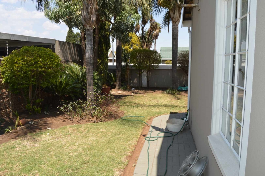 3 Bedroom Property for Sale in Verwoerdpark Gauteng