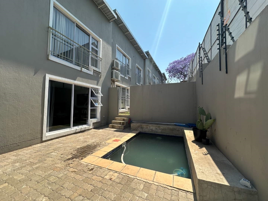 3 Bedroom Property for Sale in Bryanston West Gauteng