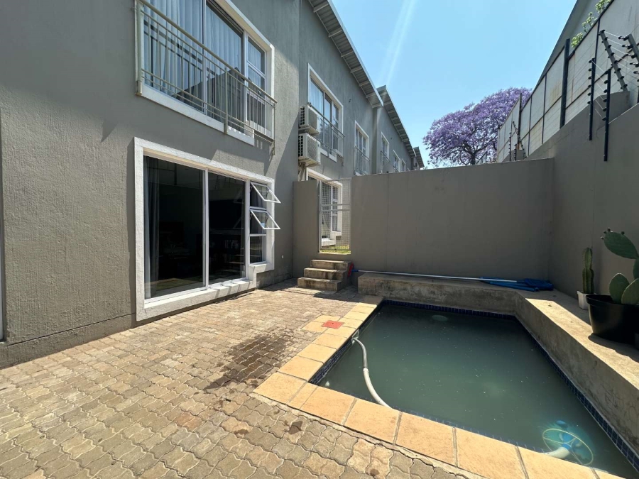 3 Bedroom Property for Sale in Bryanston West Gauteng