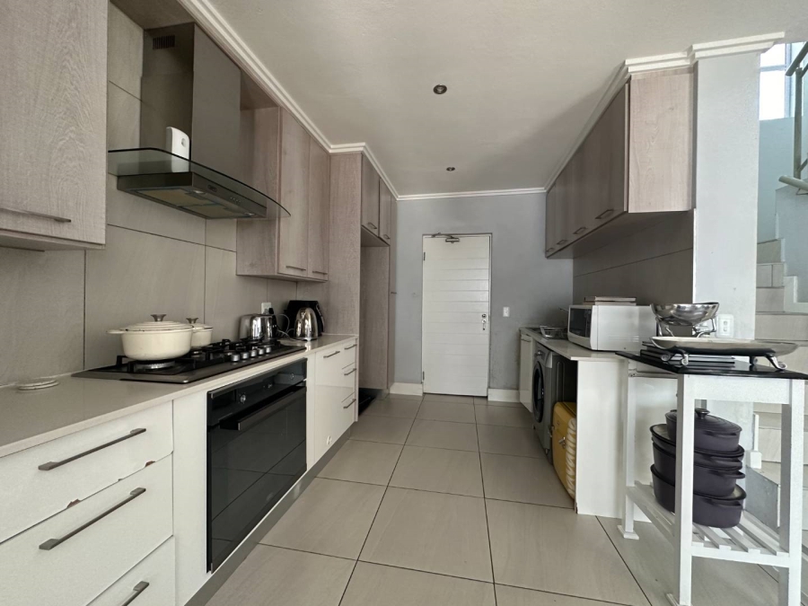 3 Bedroom Property for Sale in Bryanston West Gauteng