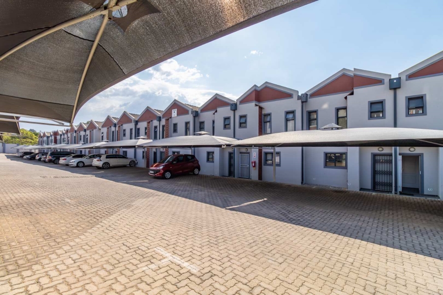 2 Bedroom Property for Sale in Honeydew Gauteng