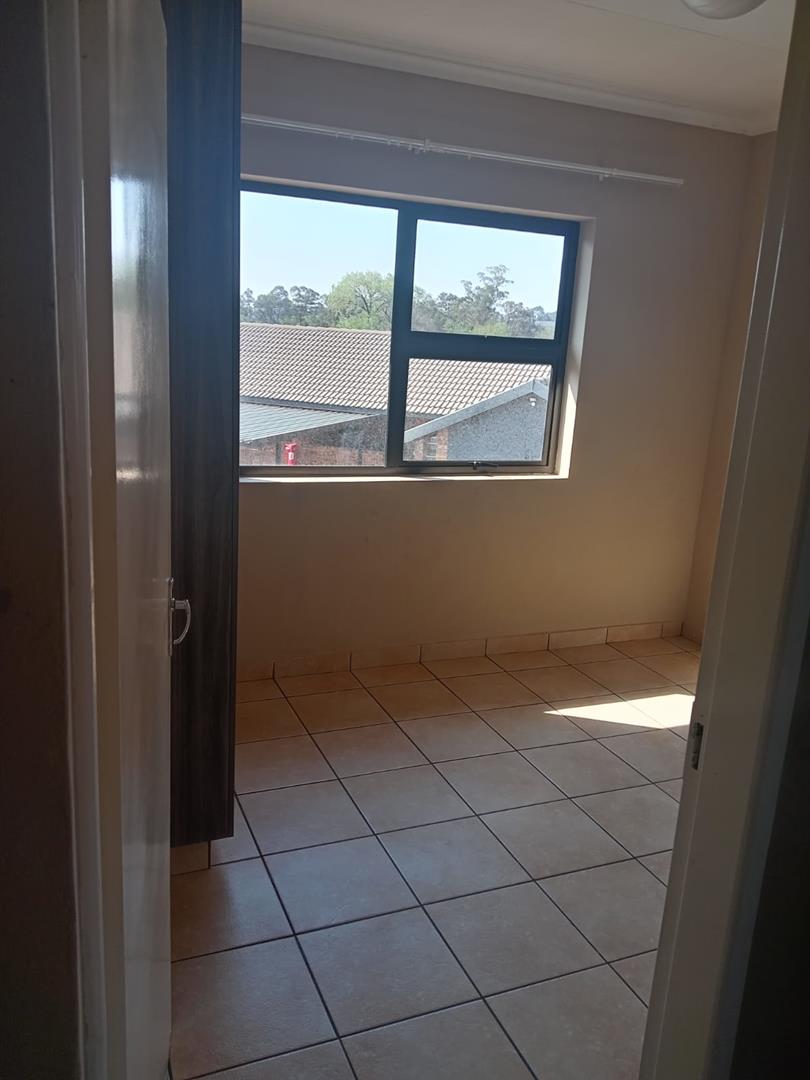 To Let 2 Bedroom Property for Rent in Angelo Gauteng