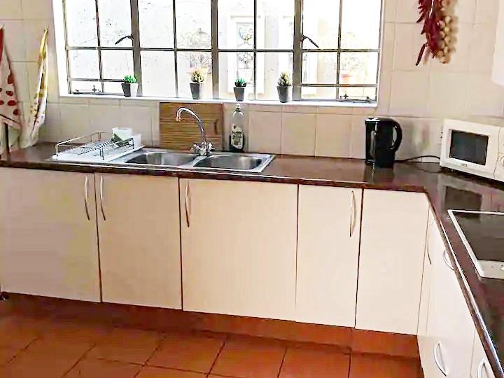 To Let 2 Bedroom Property for Rent in Morningside Ext 40 Gauteng