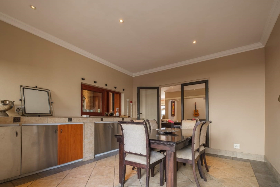 4 Bedroom Property for Sale in Moreleta Park Gauteng