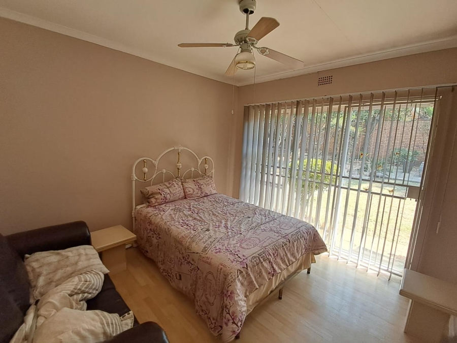 4 Bedroom Property for Sale in Mulbarton Gauteng