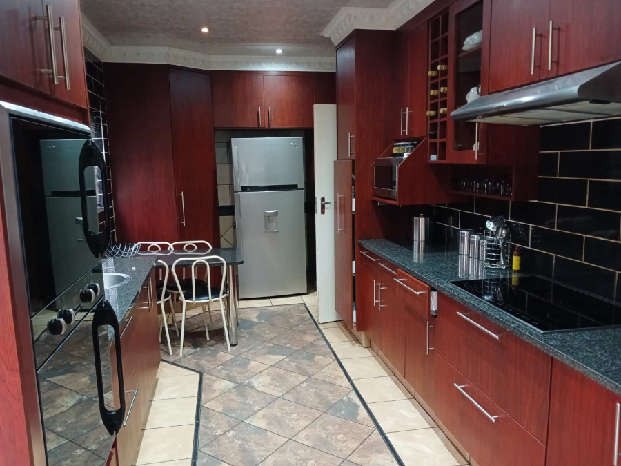 3 Bedroom Property for Sale in Selcourt Ext 3 Gauteng